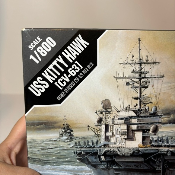 Academy CV-63 USS Kitty Hawk Aircraft Carrier 1/800 Scale Hobby Model Kit NEW - Picture 6 of 10